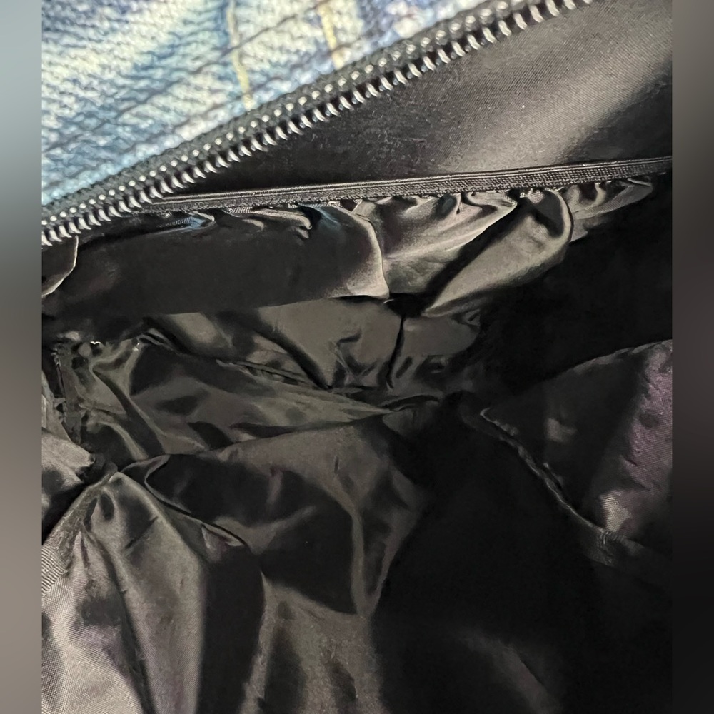 MOJO Mr. Peterson Faux Denim Skull 17' Backpack. - Picture 5 of 6